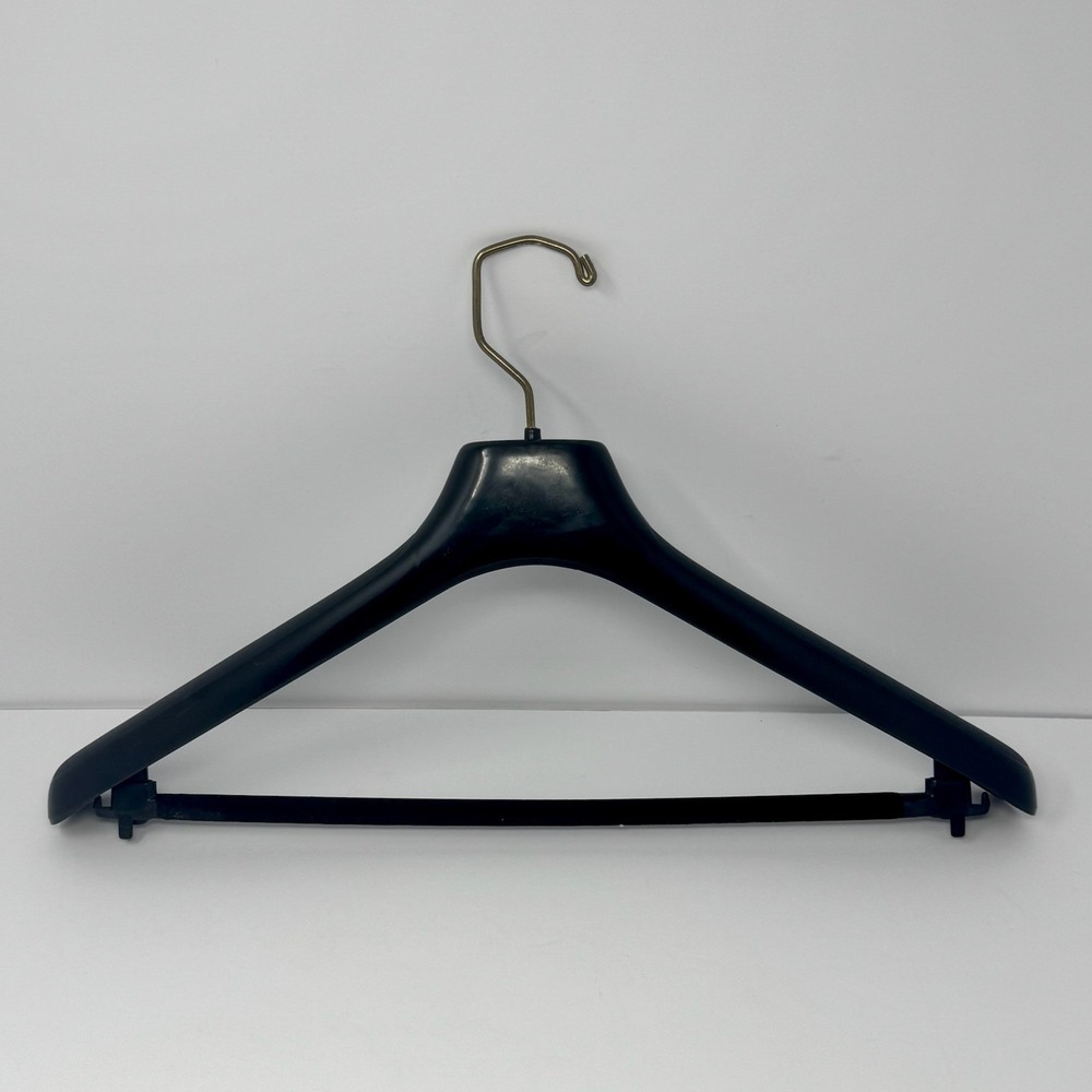 Corneliani Luxury Suit Hanger Black Contoured Wide Shoulder Velvet Pant Bar Logo - Picture 3 of 3